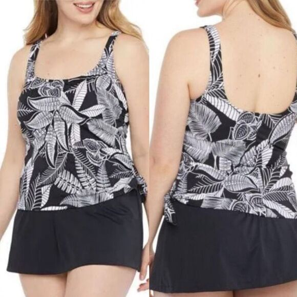 Maxine of Hollywood Other - Azul by Maxine Of Hollywood Women's Skirted‎ Swim Dress One Piece Black White 8